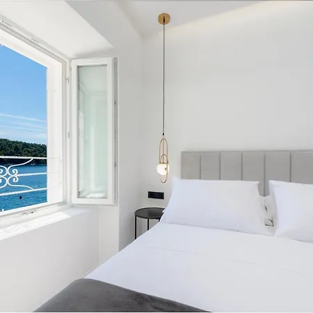 La Porta Cavtat, Seaview In The Center