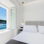 La Porta Cavtat, Seaview In The Center